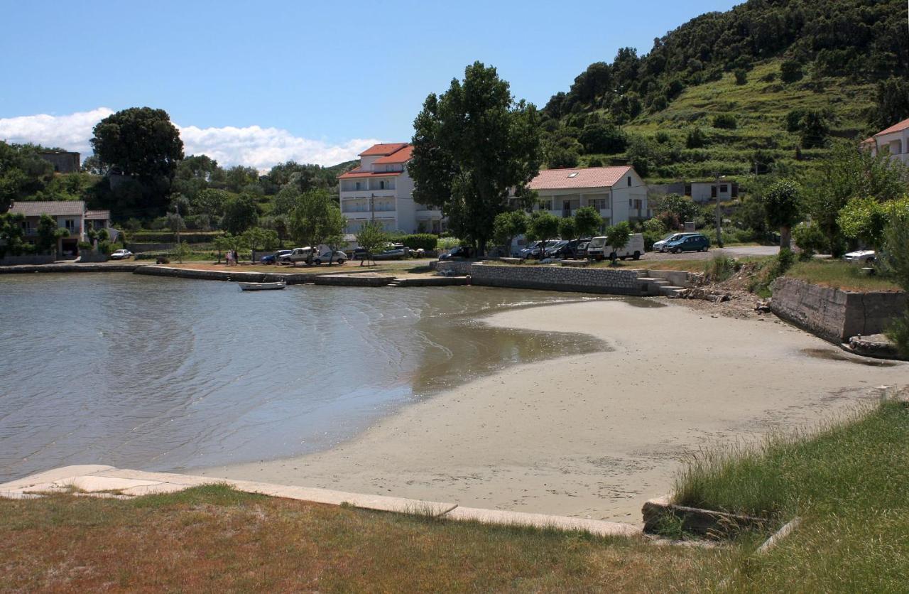 Family Friendly Apartments With A Swimming Pool Supetarska Draga - Donja, Rab - 2019 Экстерьер фото