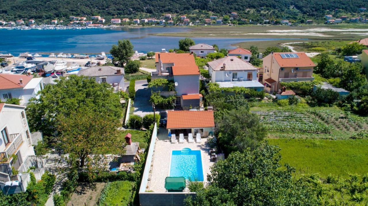 Family Friendly Apartments With A Swimming Pool Supetarska Draga - Donja, Rab - 2019 Экстерьер фото
