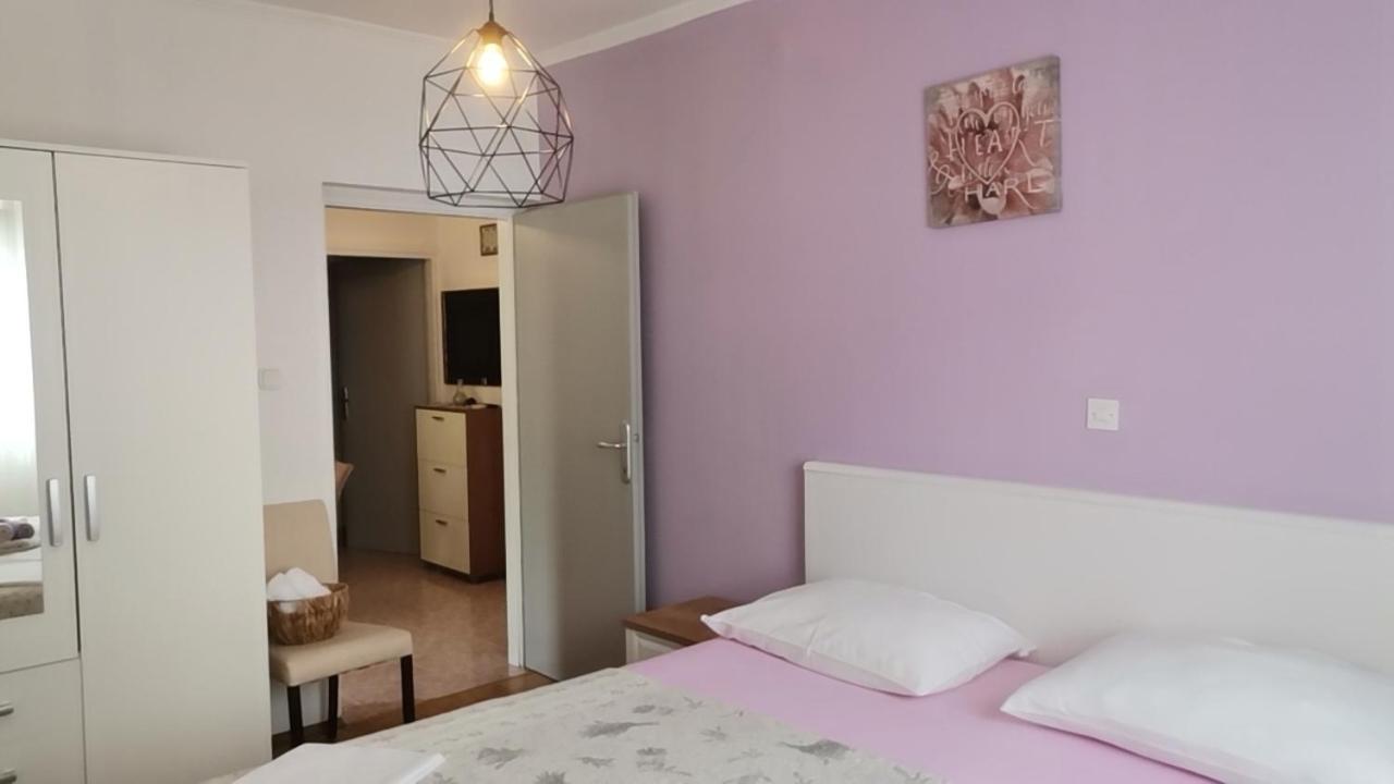 Family Friendly Apartments With A Swimming Pool Supetarska Draga - Donja, Rab - 2019 Номер фото
