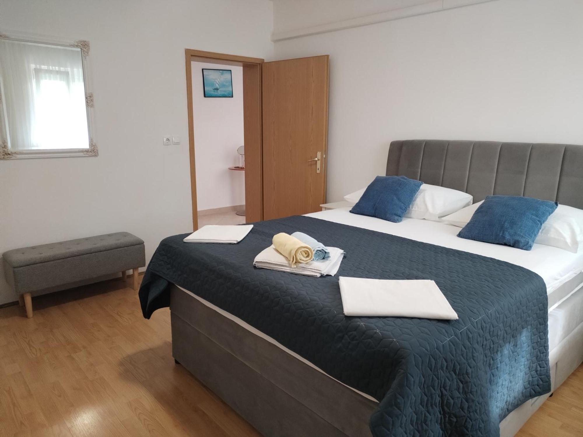 Family Friendly Apartments With A Swimming Pool Supetarska Draga - Donja, Rab - 2019 Экстерьер фото